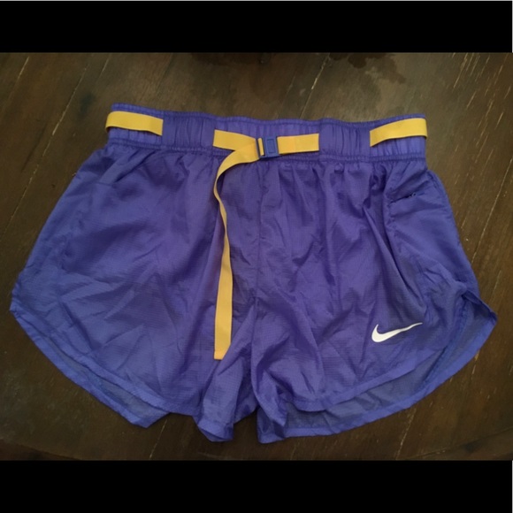 Urban Outfitters / Nike Sportswear Icon Retro Clash Belted Running Shorts - Picture 9 of 13